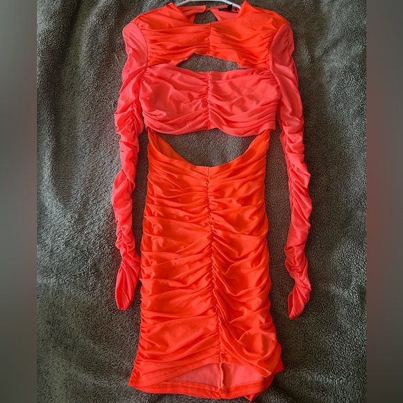 Brand New! Fashion Nova Neon Orange Dress - Picture 4 of 9